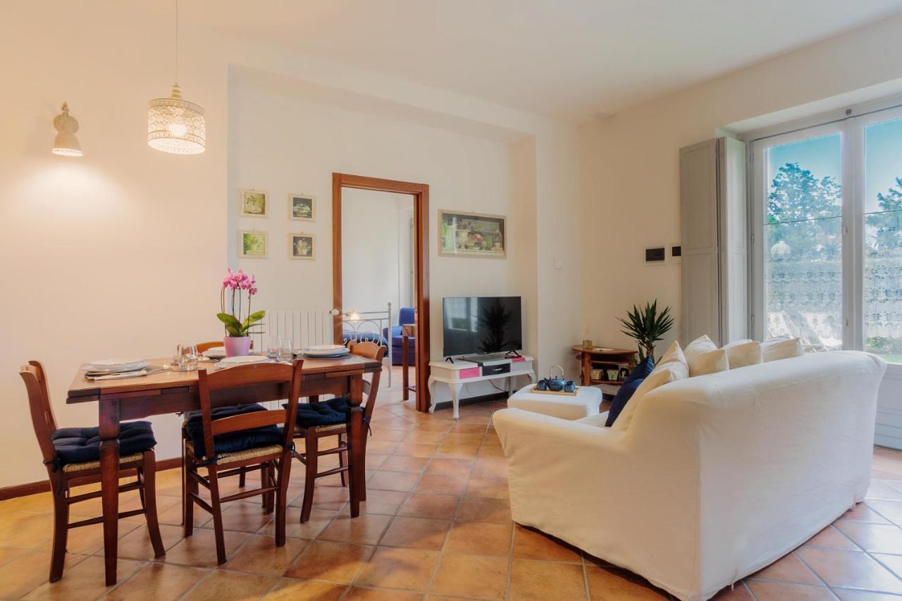 La Suite Del Castello Belgirate Exterior photo